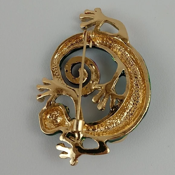 Gecko Lizard Brooch Pin Bow Tie Enamel Whimsical Fun Collectible - Picture 5 of 9